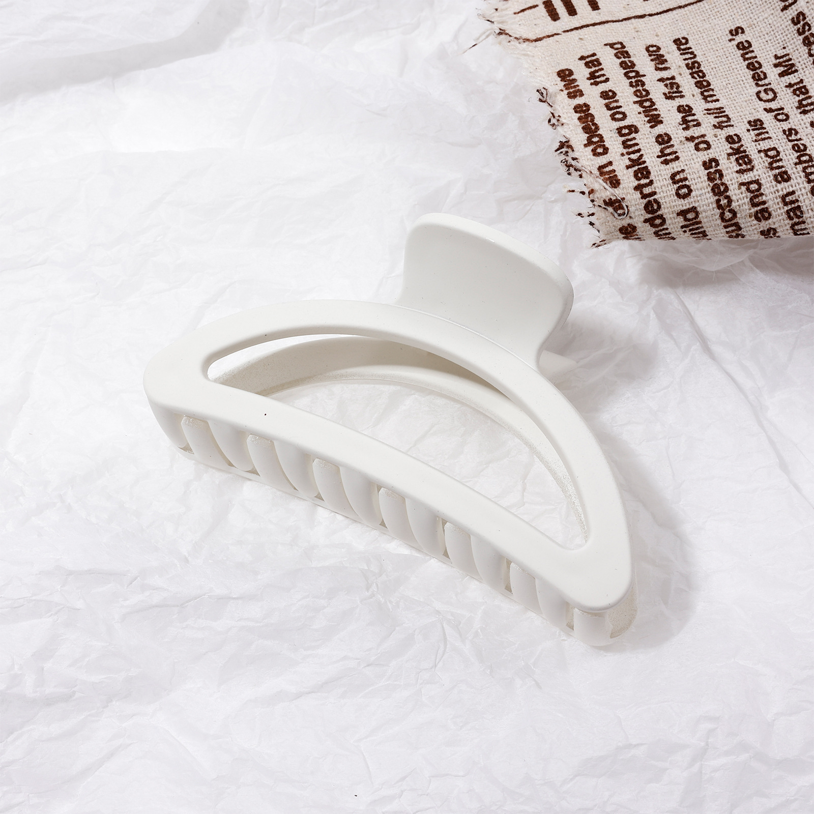 En FORMA DE D gran tiburón pelo agarre hecho a mano esmerilado pelo clip de nuevo cabeza de las mujeres updo pelo clip accesorios para el cabello al por mayor