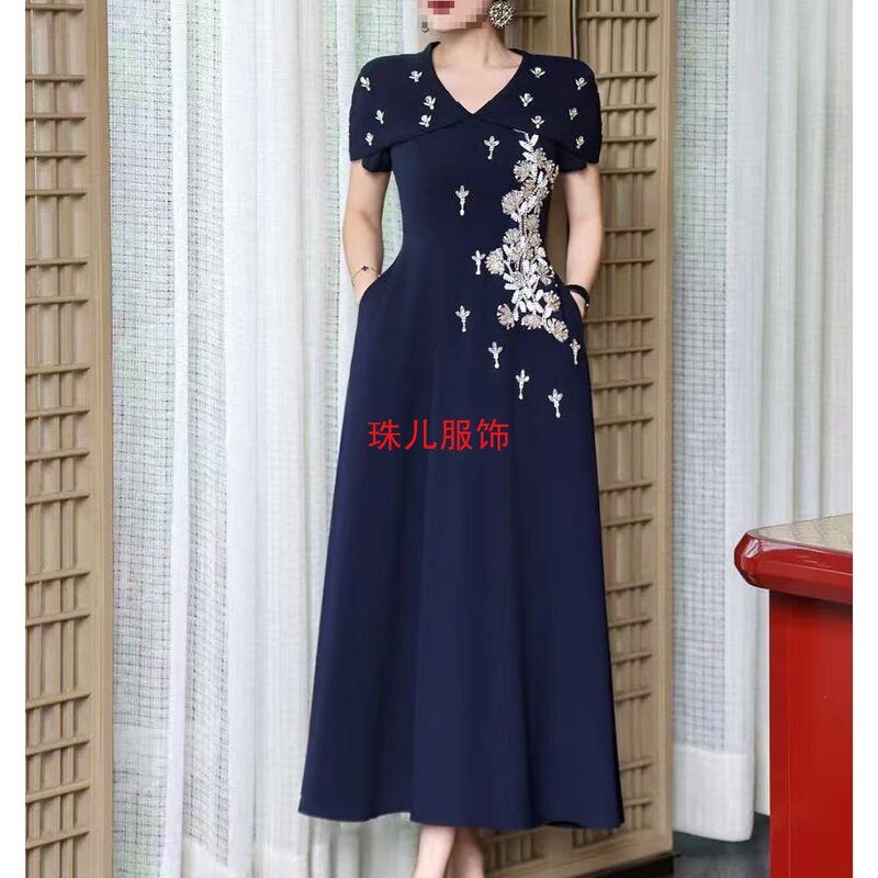 Wedding Dress for Mother-In-Law, New Chinese-Style Burgundy Rhinestone Dress, Toast Dress for Bride, Embroidered Wedding Attire Wedding Dress for Mother-In-Law, New Chinese-Style Burgundy Rhinestone Dress, Toast Dress for Bride, Embroidered Wedding Attire