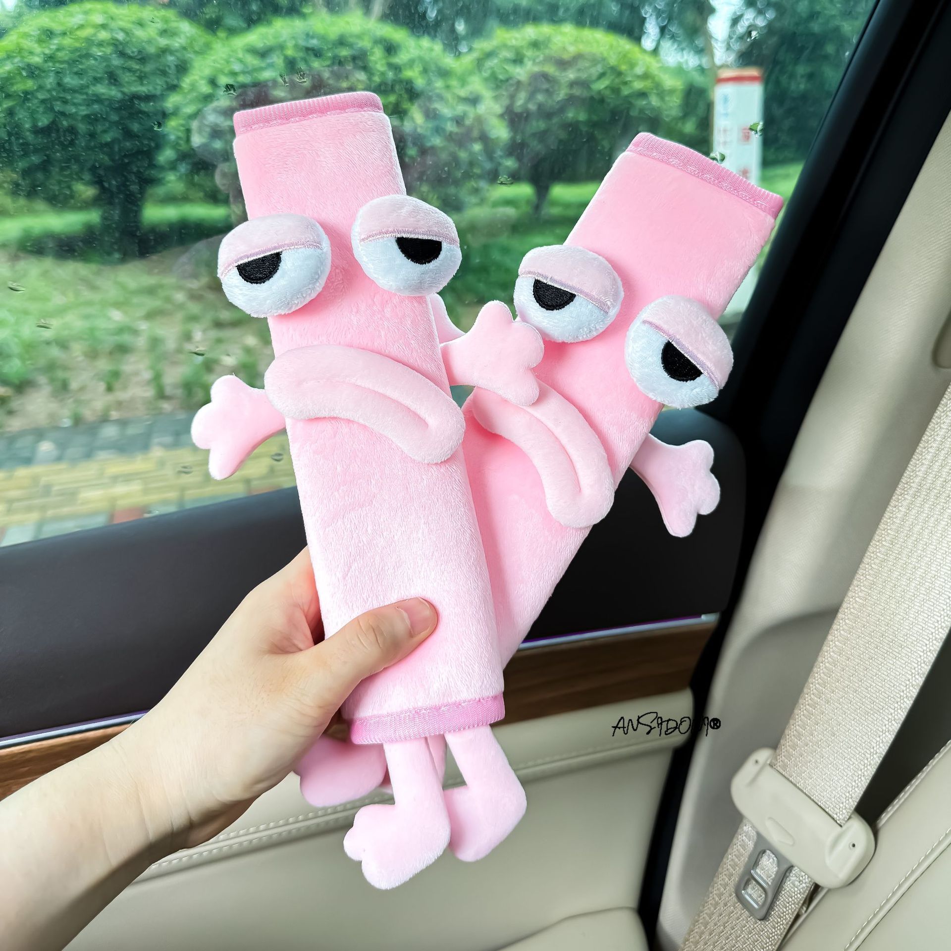 Meo Xiaochairen Car Seat Belt Shoulder Protector Car Seat Belt Decoration Gift for New Car Suitable for All Seasons for Women