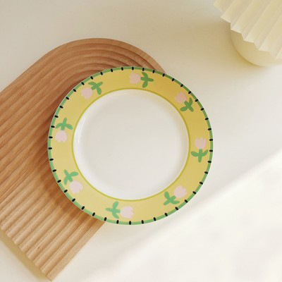 Tulipanes de fondo amarillo