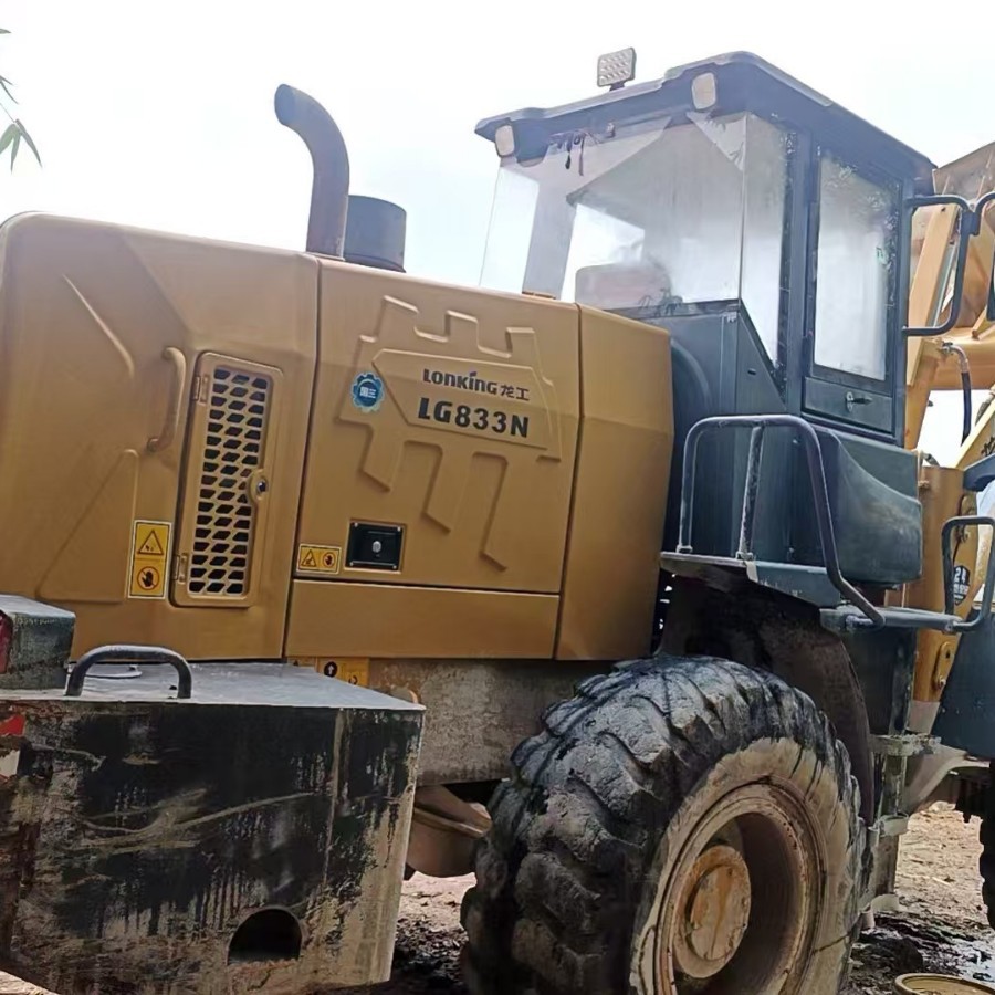 长期收购出租出售置换出口二手22年龙工833N侧卸推土机 性价比高