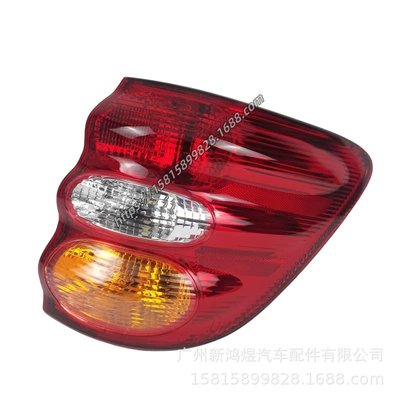 2000-2003 Redwood Sequoia Tail light - 00-03-right-tail-light-rh
