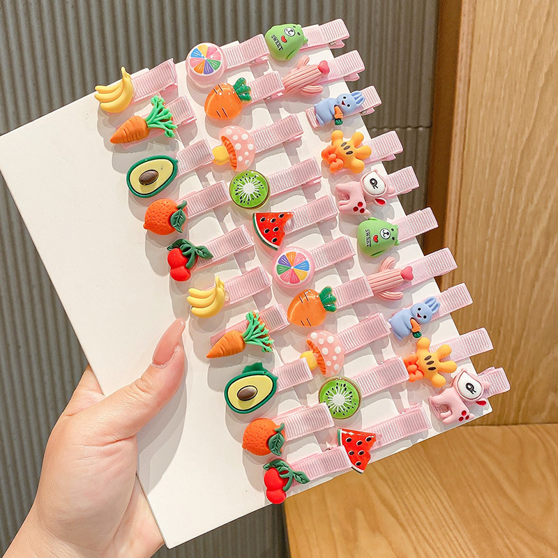 장난기 가득한 머리핀 20개