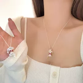 项链;耳环;戒指