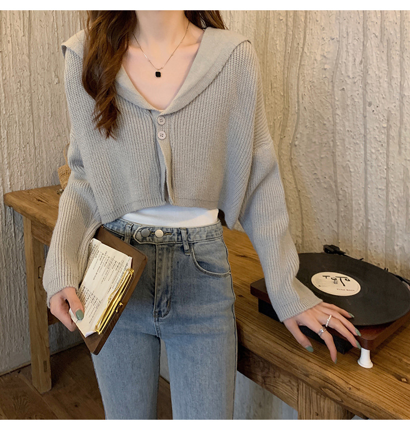 【中国直邮】茵如澜 新款秋冬chic上衣温柔甜辣毛衣针织衫 卡其色