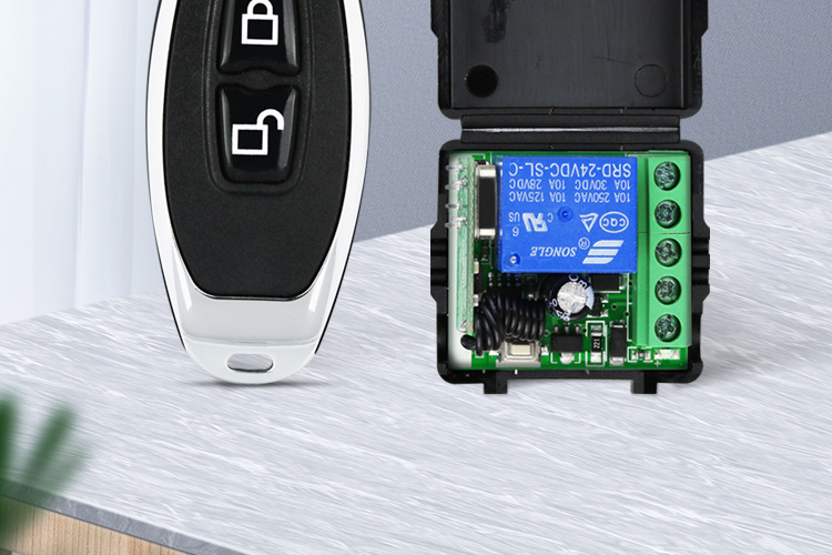 无线遥控1000米推盖遥控器1527 2260遥控开关电动门车库门315/433300mhz一键无线车库门遥控器兼容 Linear Multi code 3060 remote无线拷贝遥控器 闸门 卷帘门 窗帘开关拷贝遥控器433M 315M跨境升级版433小金属无线对拷电动车库门遥控器 拷贝遥控器433金属四键电动车库门钥匙 跨境安防报警器门禁对拷贝无线遥控器新款带推盖1000米2键大功率远程遥控水泵开关315/433灯具遥控器小体积圆形SOS随意贴遥控器学习型遥控开关手压开关/按键铃铛报警433/315M开发射频遥控器电动门电动车道闸车库报警器灯具拷贝遥控直流六路控制器12V24V220V灯具开关电源箱书柜展厅开关通断器开关RF家用紫外线遥控器智能消毒灯遥控开关移动式遥控台灯无线遥控器无线遥控器24键LED光纤机遥控器卡片遥控器光机源无线RF遥控器43310键卡片遥控器无线遥控器智能遥控器RF遥控器1键2键3键4键5键6键小皮箱12V单路控制器门禁灯饰灯具电控锁5V9V24V辣椒无线遥控开关鸭蛋2键4键1527无线遥控器 灯具卷闸门汽车阀门433M遥控器CAME TOP432NA大门车库伸缩门智能遥控器CAME432NAEEEV无线遥控器意林款220V遥控开关220V直流开关AC220V遥控开关AC90-256遥控开关DC12V-48V遥控开关意林款12V交流开关一拖一拖二一拖三一对一对二对多意林220V水泵车用断电器电瓶遥控开关无线遥控器交流直流智能遥控
意林款220V无线遥控开关控制器开关智能遥控器大功率电机水泵单路DC12V老款小皮箱单路门禁开关LED灯开关喇叭开关新别克无线遥控器433/315M高灵敏度RF无线接收模块报警器电子锁接收解码模块遥控器高灵敏度RF无线接收模块报警器电子锁接收解码模块遥控器无线遥控器智能遥控器拷贝遥控器对拷贝遥控器控制开关灯具控制开关门禁开关农业控制器农业遥控器工业遥控器工业级遥控器小功率遥控器中功率遥控器大功率遥控器马达遥控器马达控制器灯具遥控器灯具控制器水泵遥控器水泵控制器下网船拖网船遥控器DC12V小皮箱新款小皮箱老款小皮箱新款别克两键新款别克三键新款别克四键老款别克两键老款别克三键老款别克四键CAME TOP432NA大门车库伸缩门智能遥控器CAME432NAEEEV无线遥控器猫印拷贝遥控器猫印无线遥控器猫爪无线遥控器CAME TOP 432NA车库门伸缩门智能无线遥控器 型号CAME 432NA2键对拷型发射器复制快拷贝遥控器卷闸门伸缩门车库门禁道闸钥匙