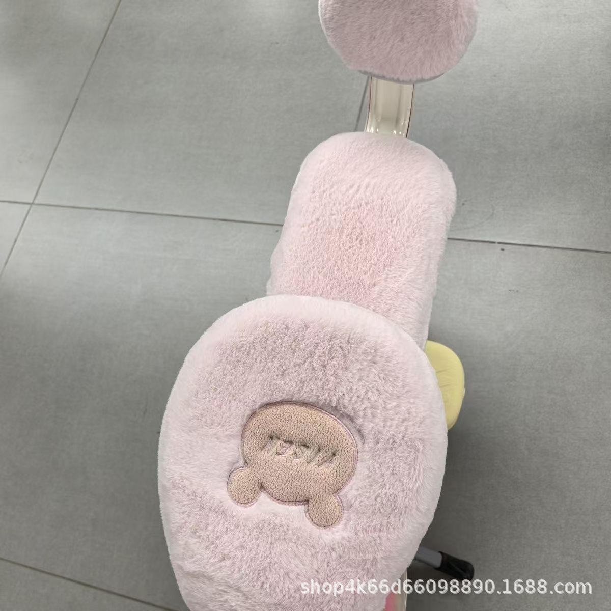 Winter universal seat cushion electric car three-piece high-value battery car seat cushion plush padded warm four-season flannel