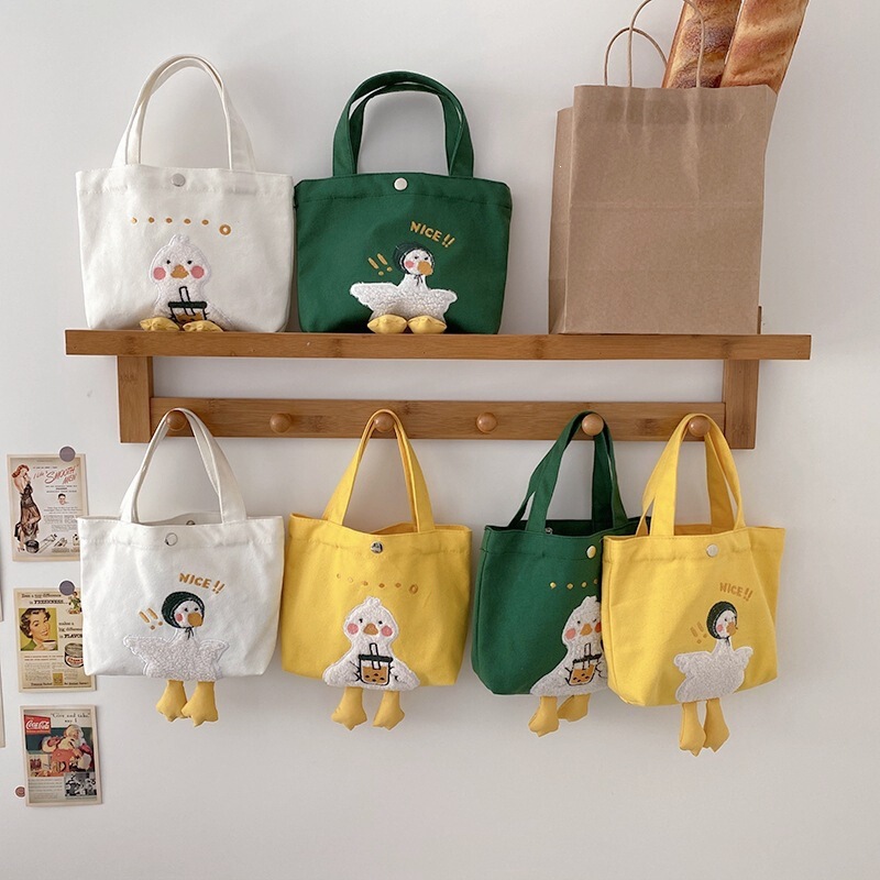 Yehua/2021 Autumn/Winter New Collection: Cute One-Shoulder Handbag, Cartoon Duck Plush Embroidered Small Bag Yehua/2021 Autumn/Winter New Collection: Cute One-Shoulder Handbag, Cartoon Duck Plush Embroidered Small Bag
