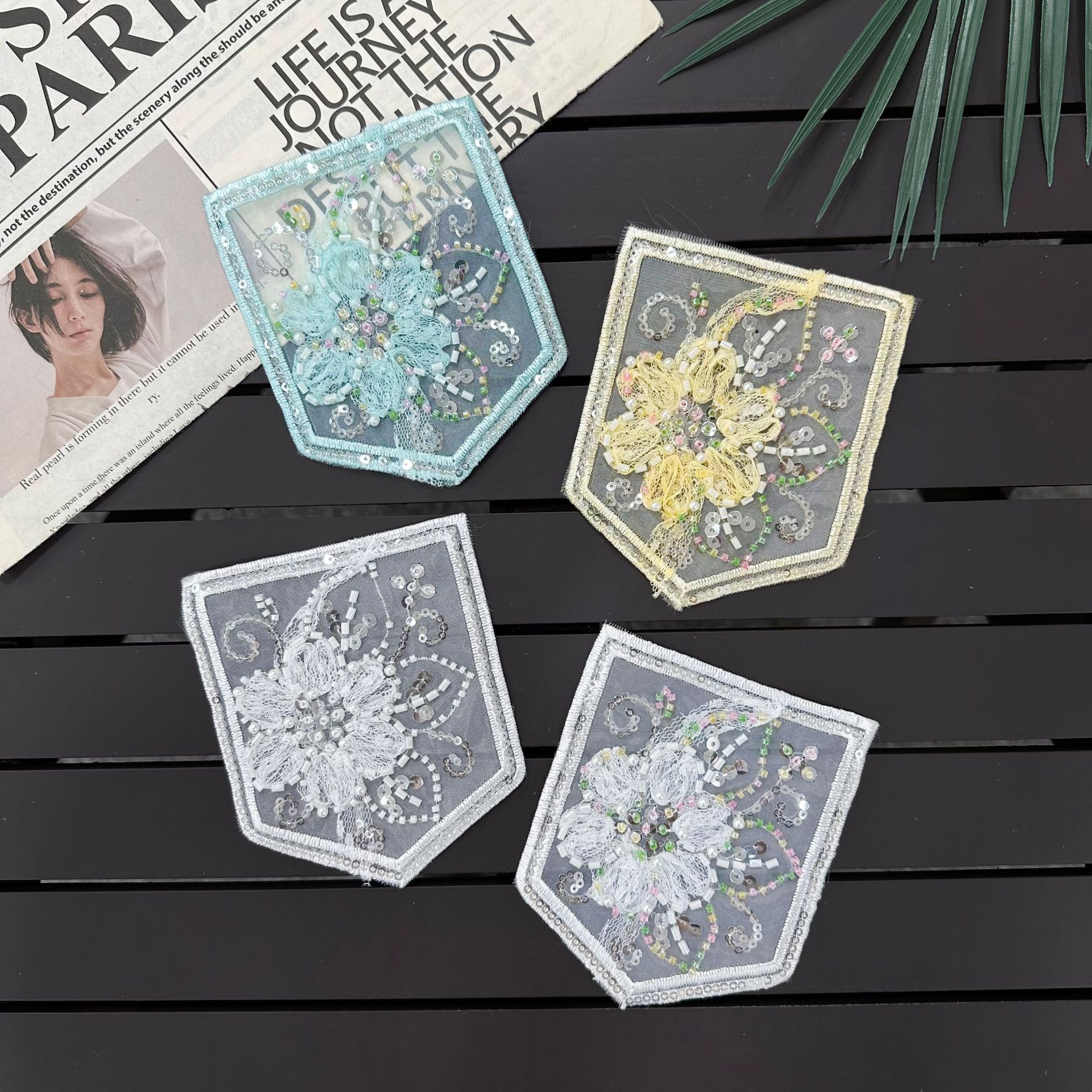Nueva moda de agua bordada flor de tela pegada pentagonal bolsillo decoración pegada jeans ropa accesorios comercio exterior