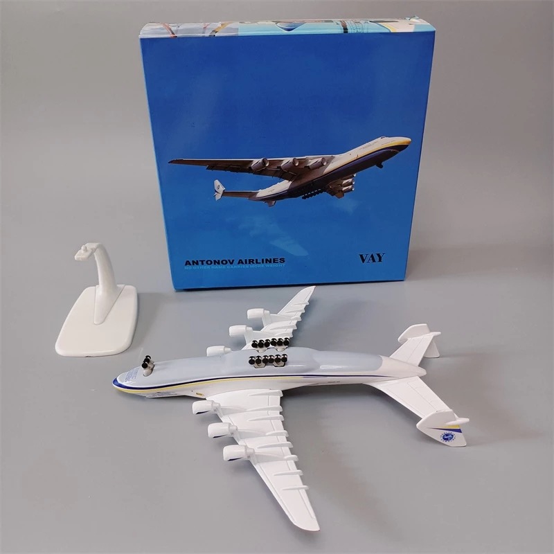 Transport plane, metal realistic airplane model, scale 1:400