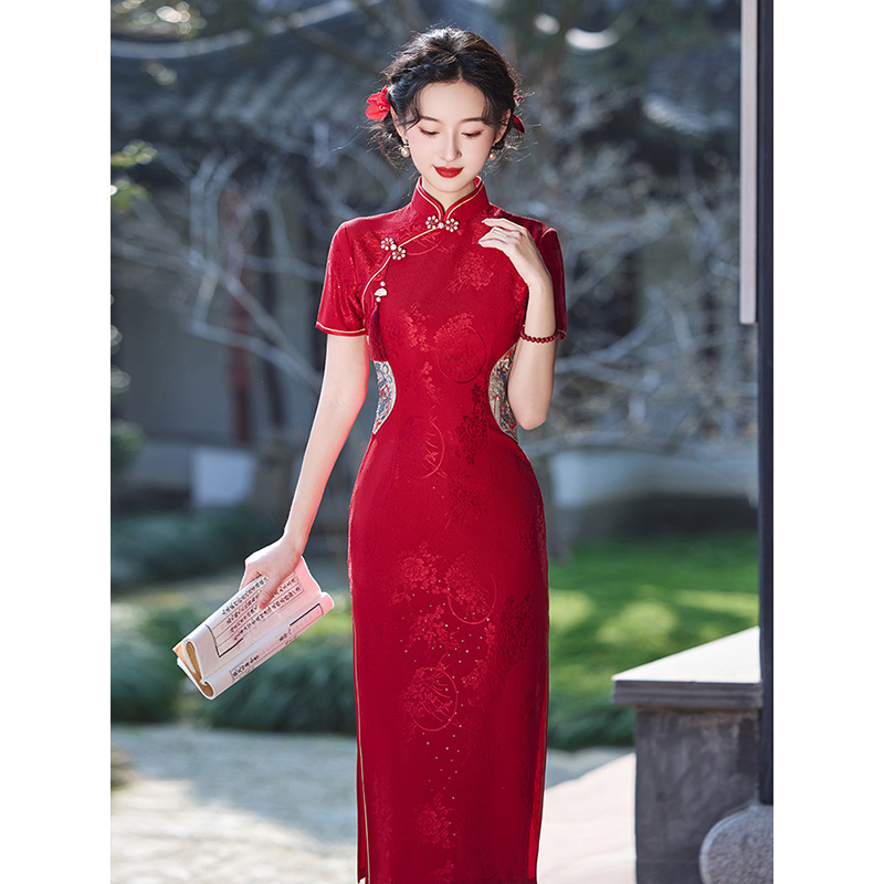 Red Engagement Cheongsam Improved New Chinese Toast Dress High-end Elegant Embroidered dress Summer 2025 New