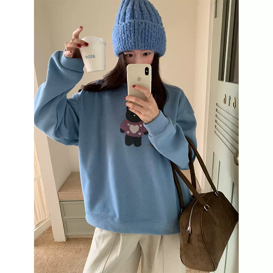 黄峥卡通印花加绒圆领卫衣女冬季减龄百搭休闲通勤长袖上衣541157