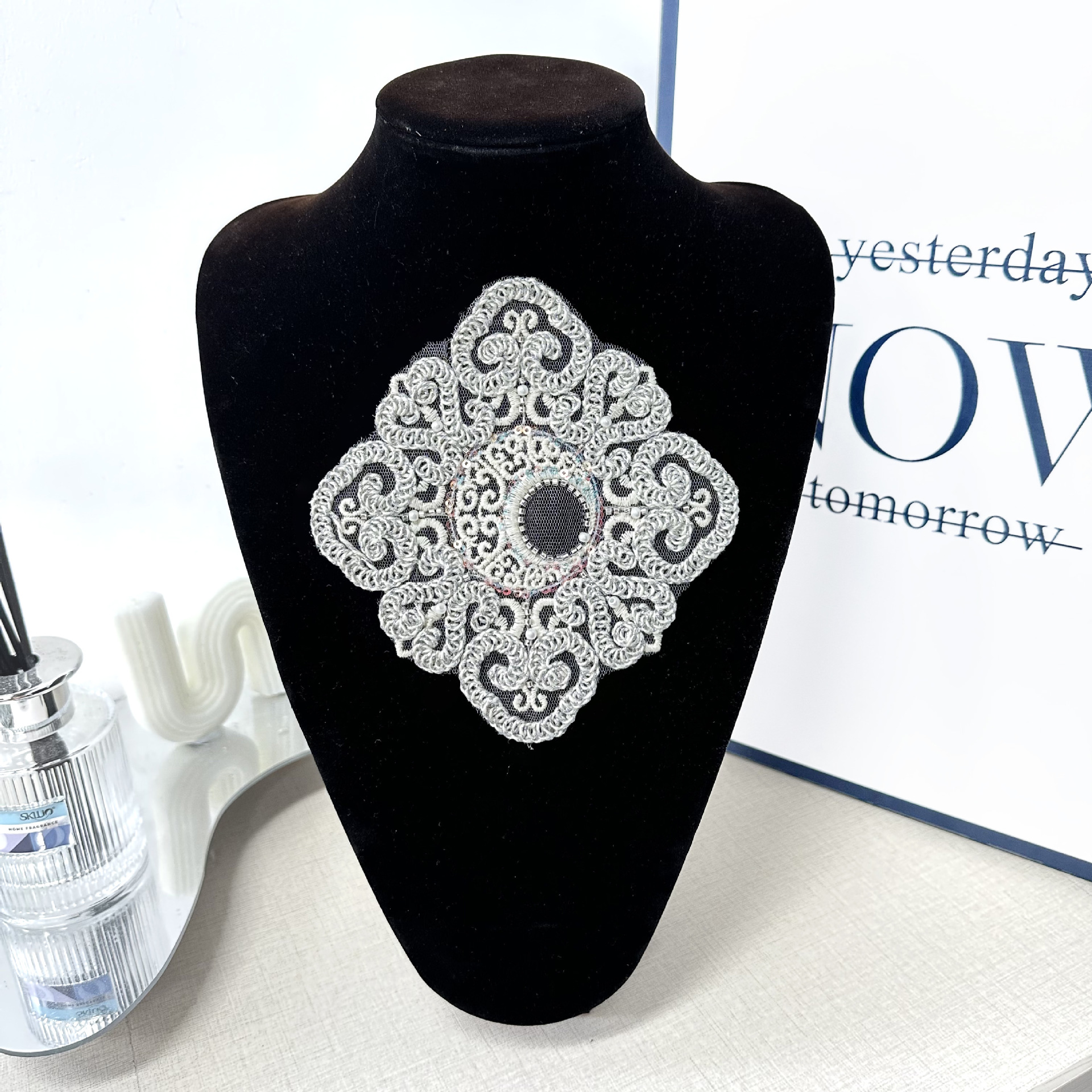 gótico murciélago luna bordado encaje parche DIY decoración de ropa bordado a mano accesorios de encaje al por mayor