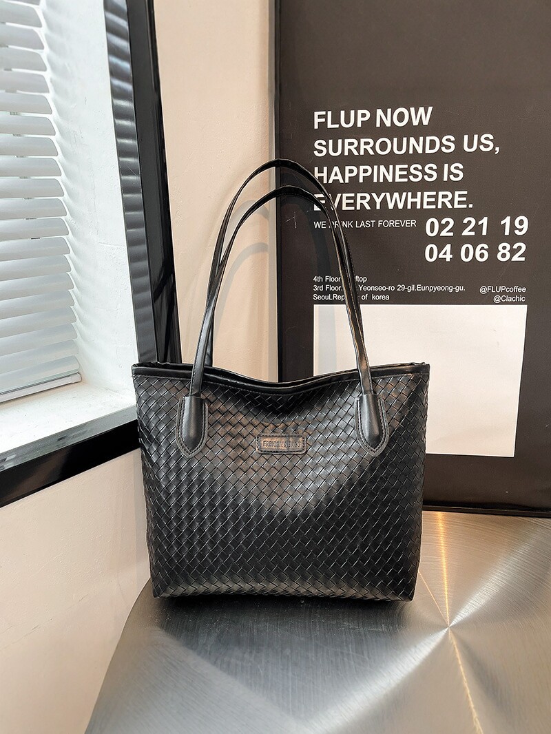 Bolsa de gran capacidad para mujeres 2026 nuevo estilo coreano de moda de viaje bolso de hombro universal de moda tejido bolso de mano