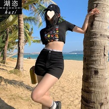 港风黑色高腰紧身牛仔短裤女2024年夏季新款提臀辣妹字显瘦热裤潮