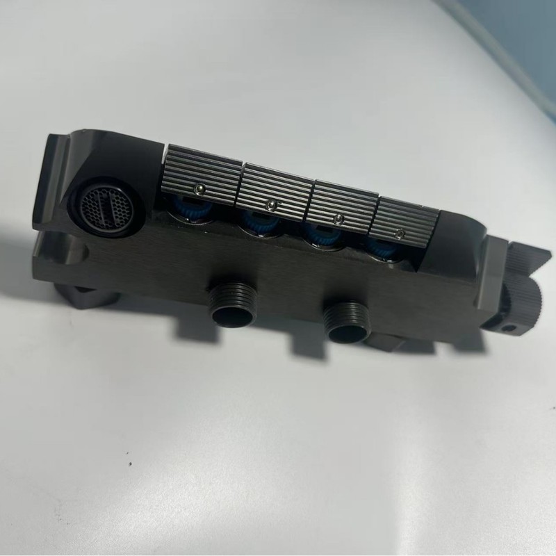 恒温シャワーヘッドセット 家庭用加圧デジタルディスプレイ付き 雰囲気のあるピアノキー式 精密銅製シャワーヘッド スプレーガン付き 水垢除去|undefined