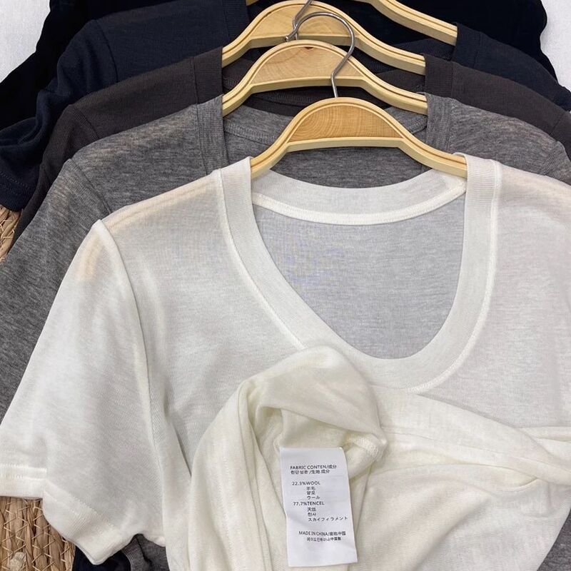 Lightweight and Breathable U-Neck Fashion T-Shirt Made of Tencel Wool, Slimming and Versatile Base Layer, Solid Color Top, Chic