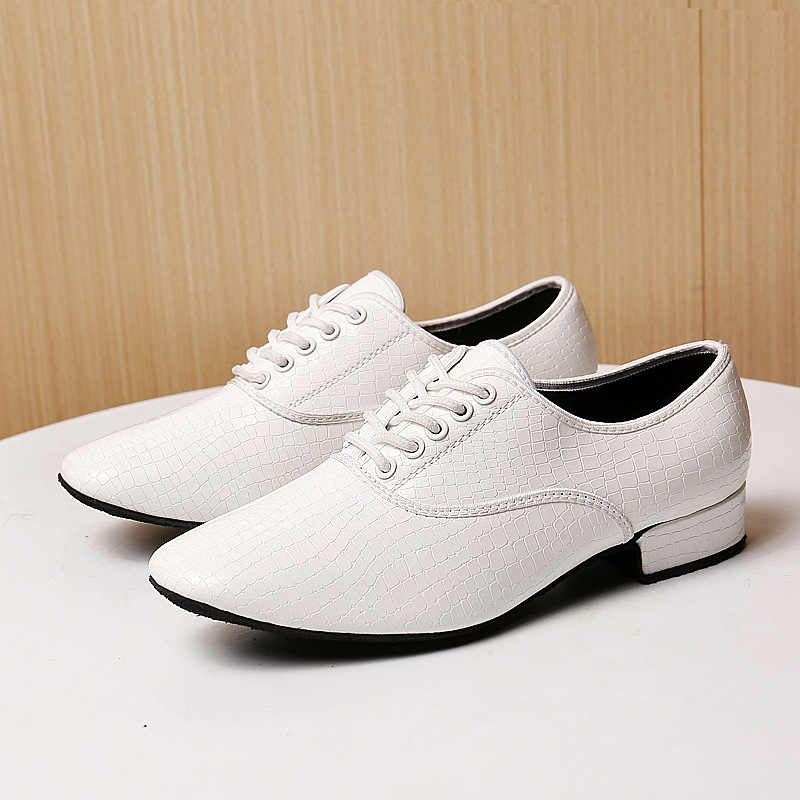 Long and small stone pattern men's modern dance shoes men's dance shoes square dance shoes adult real soft bottom national standard dance Latin dance Long and small stone pattern men's modern dance shoes men's dance shoes square dance shoes adult real soft bottom national standard dance Latin dance