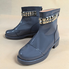3425 CHARISMAԳ���� cosЬ����Ԫ����չ�ݳ�Ь