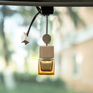 Thick rope square perfume bottle coffee empty bottle 8ML perfume aromatherapy essential oil Car pendant fragrant wood aromatherapy bottle