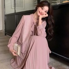 春新粉色马甲连衣裙两件套女春春女漂亮裙子