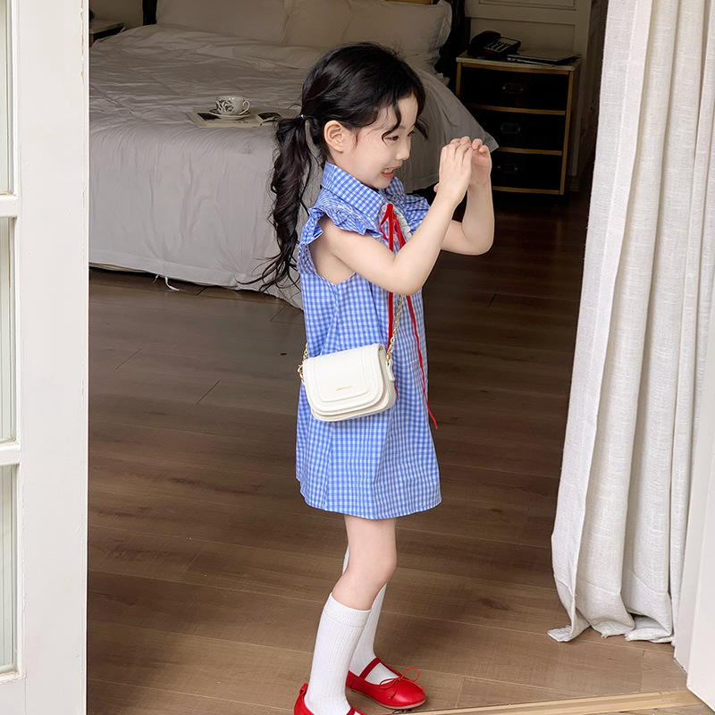 Bolsa de hombro de la cadena de moda coreana para niñas de color sólido mini mochila para bebés 2025 nuevo bolso para niños de comercio exterior