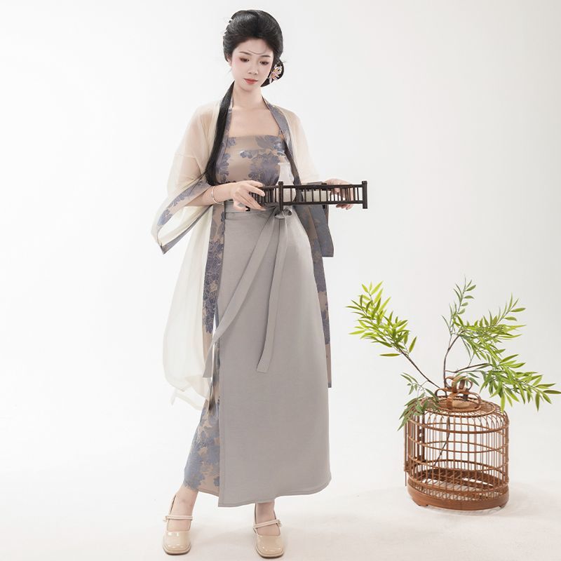 南巷瑾夏【雾朦春山】宋制汉服曹县对襟天丝旋裙女中国风夏薄款汉服|undefined