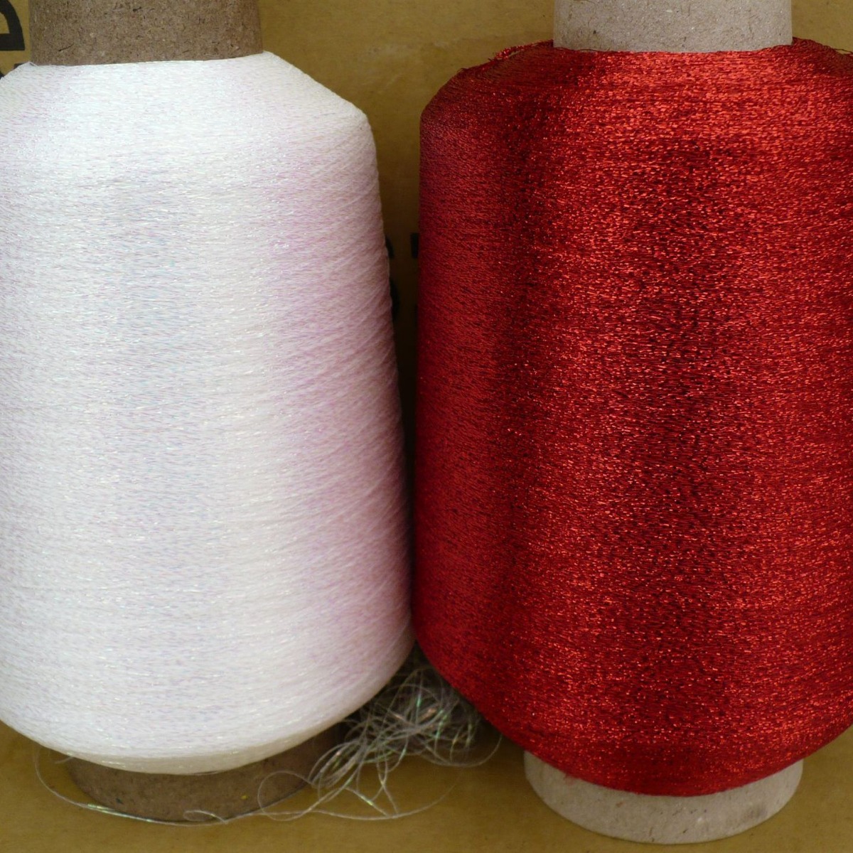 2股包覆浅金色gold亮丝捻股线银丝捻股线深黄土豪金金丝捻股纱线