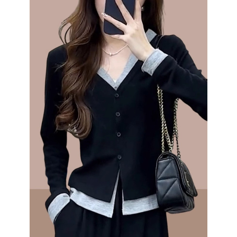 クロスボーダーの大きいサイズの婦人服の秋の偽の2つは長袖のシャツの女性をつなぎ合わせて肉を遮って見えます。|undefined