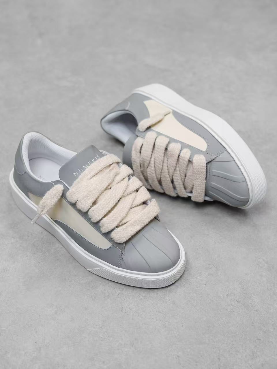 Números zapatos de hombre zapatos casuales skate planas redondas lazos clásicos versátiles skate de cuero