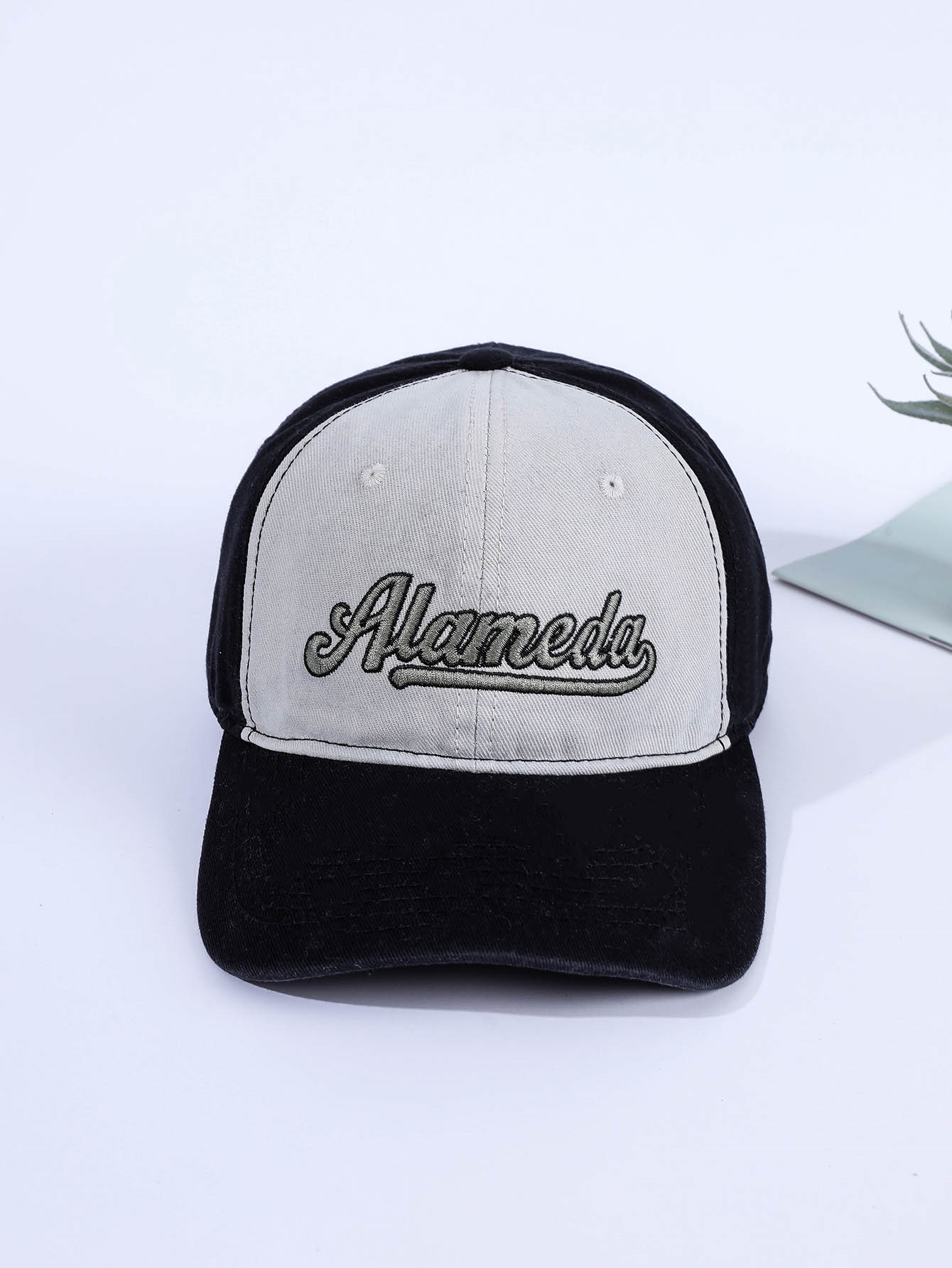 Gorra de béisbol a juego de colores retro para mujer primavera y verano carta superior suave bordado sombrero para el sol estilo coreano cara de aspecto pequeña gorra de pico