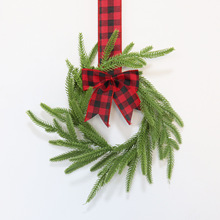 跨境亚马逊诺福克松PE软胶壁橱挂环 家居装饰圣诞花环仿真门挂现