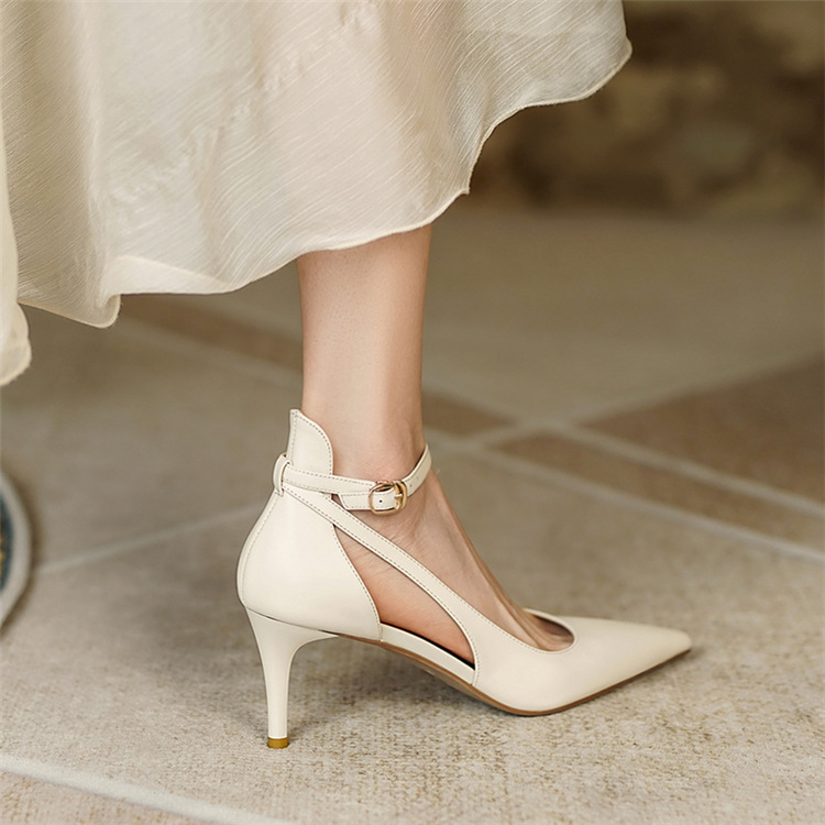 Women's Stiletto Heel Pumps With Pointed Toe And Strap Detail_voghion.com