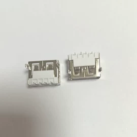 连接器;其他插头;其他通信线缆
