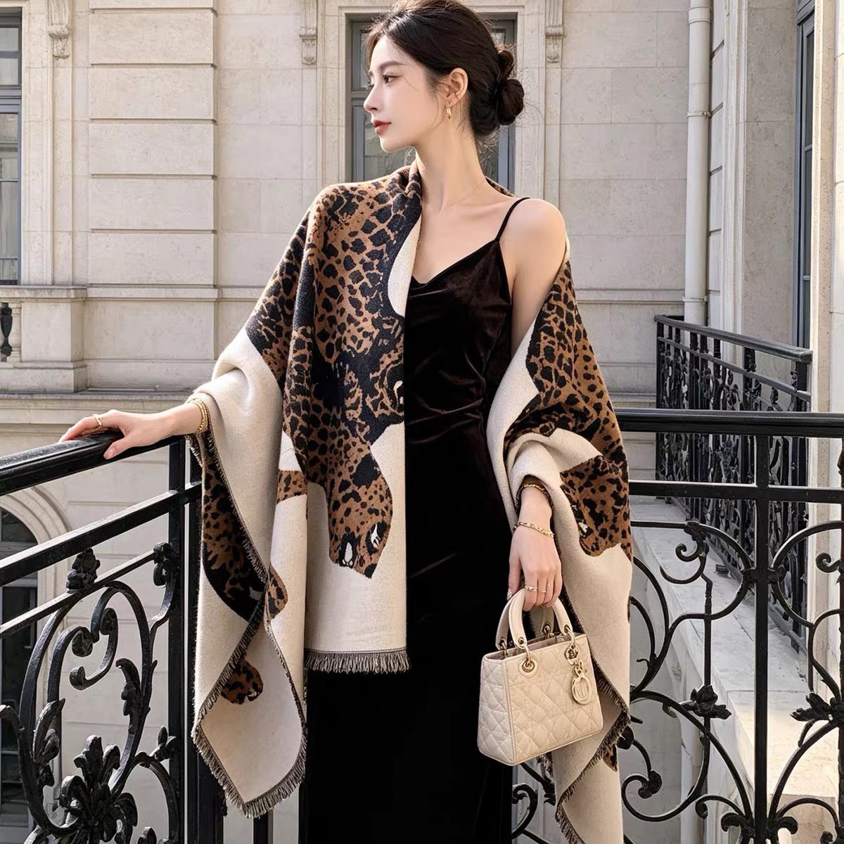 2026 New Vintage Old Money Style Leopard Print Faux Cashmere Shawl for Women, Autumn and Winter Outerwear, High-End Scarf for Warmth