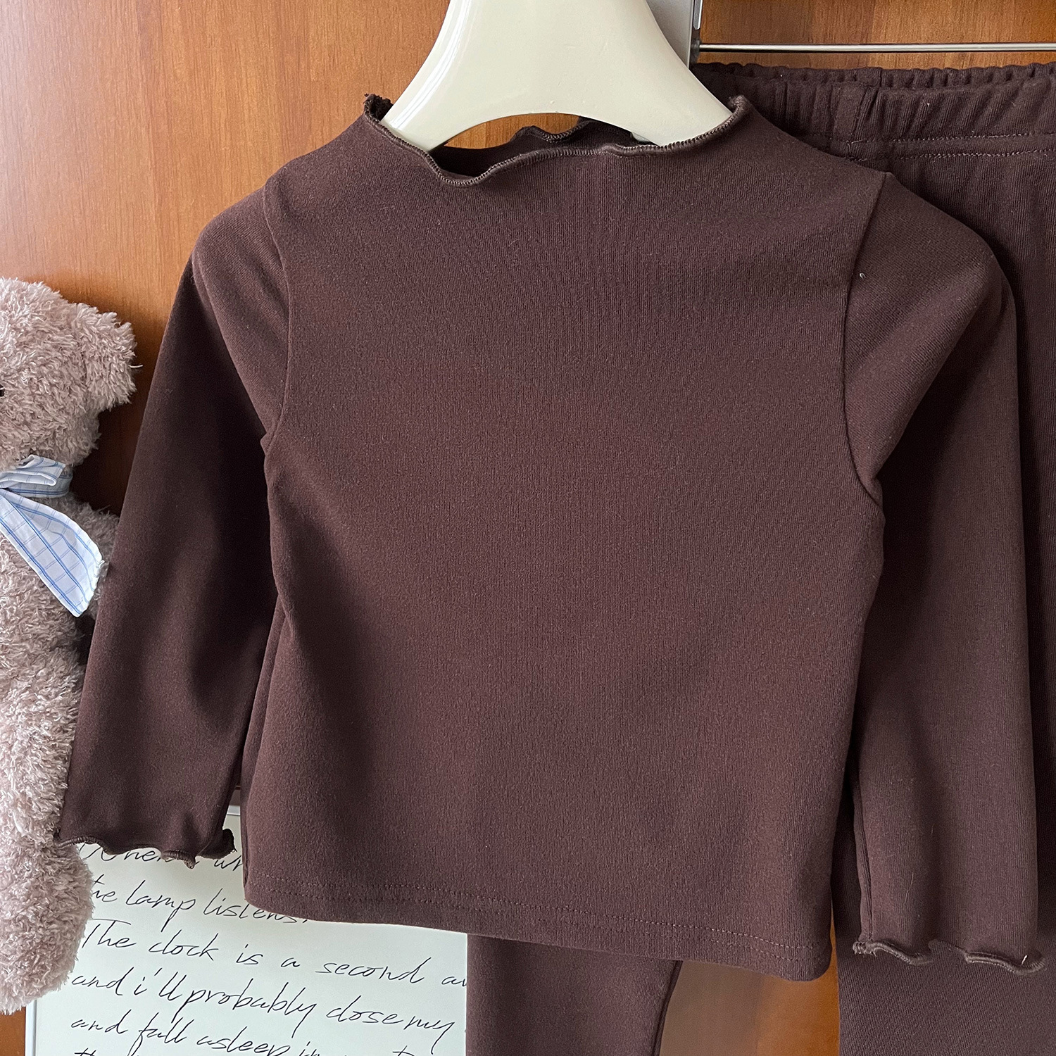 Conjunto de capa con capucha para niña estilo otoñal moda_voghion.com
