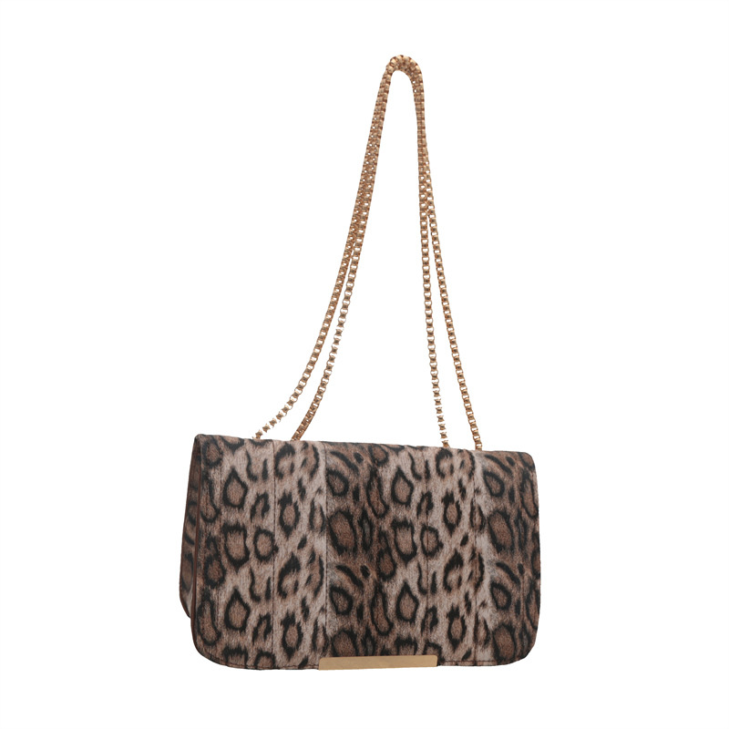 Estampado de leopardo de moda de este año 2024 invierno nuevo estilo ligero lujo textura banquete cadena estilo occidental pequeño bolso cuadrado bolso femenino