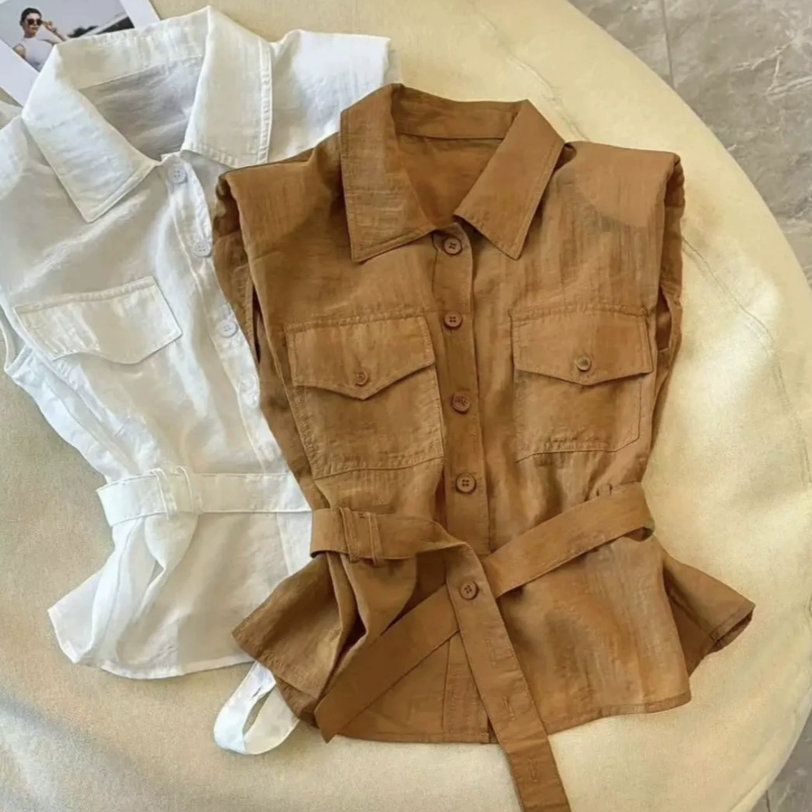 Летний корейский стиль, утягивающий жилет на талии, элегантная рубашка с рукавами, универсальный женский летний топ 2025 года, новый утягивающий однотонный топ