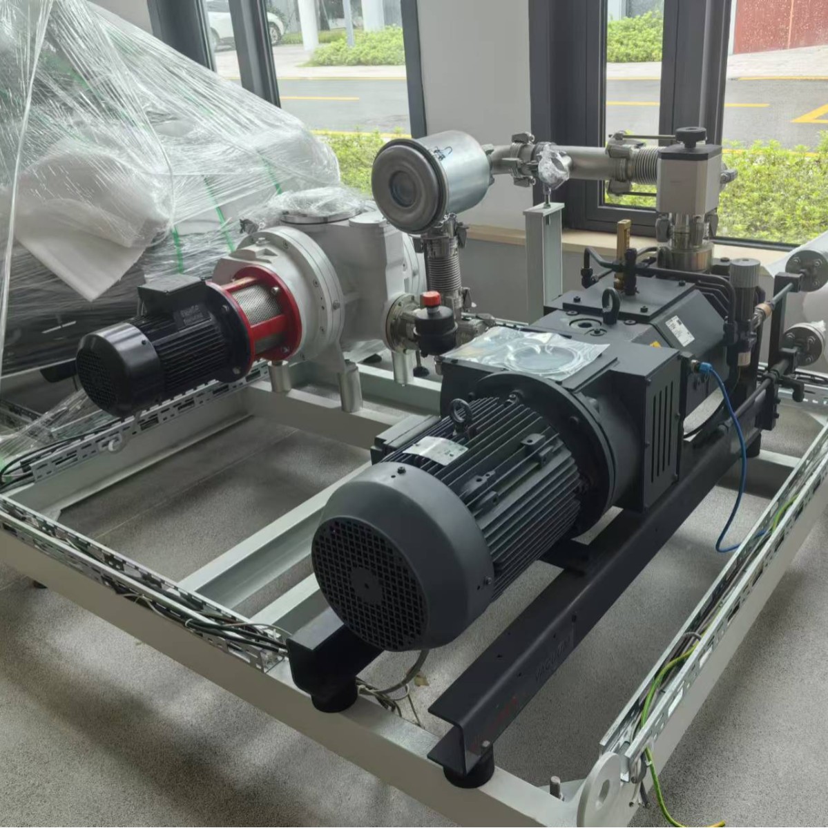 德国普发真空泵泵组Hepta300P+Okta1000M泵组正常拆机件二手泵