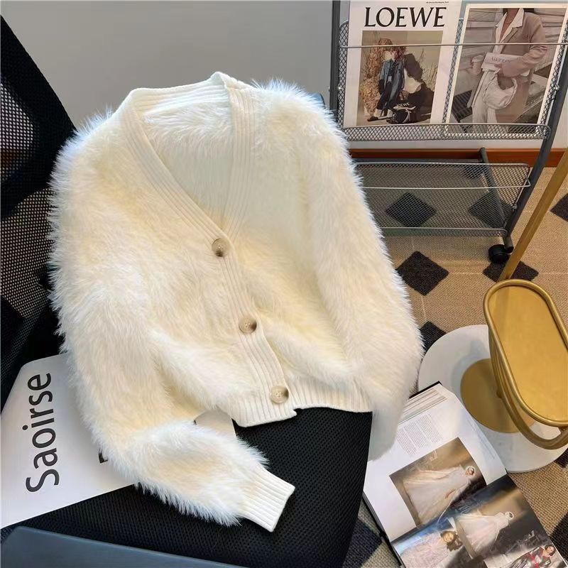 2024 Faux Mink Velvet Short Cardigan Slim-Fit Autumn Sweater Elegant Casual Versatile Ice Cream Color