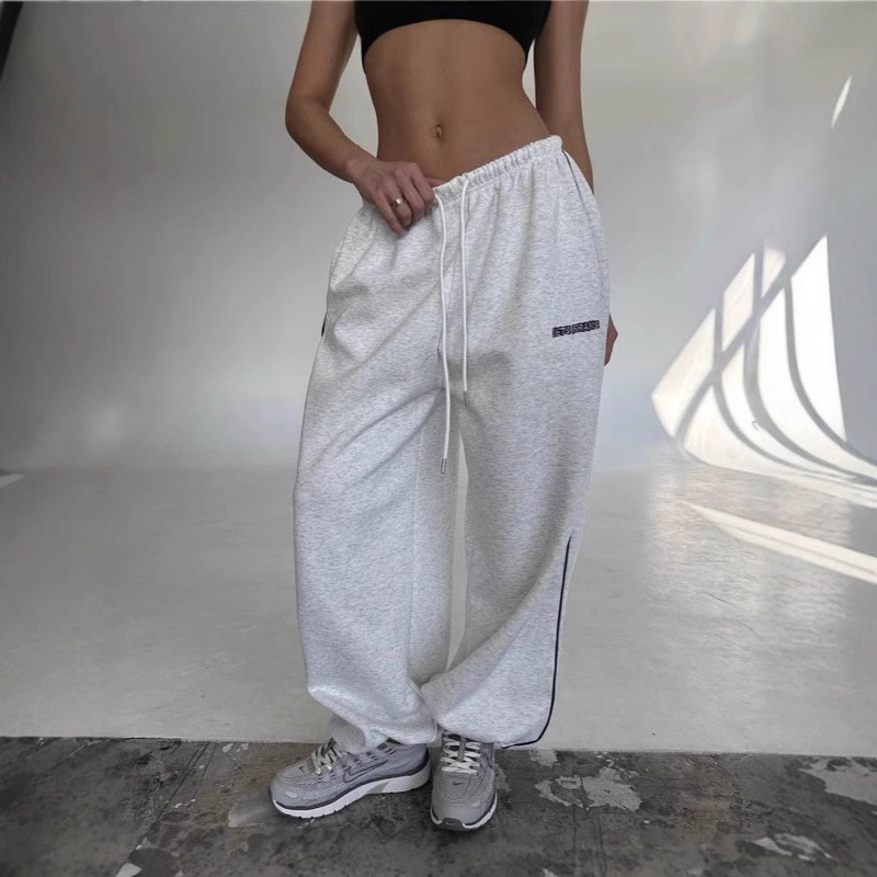 American-Style Striped Wide-Leg Sweatpants for Women, Spring and Autumn, Loose Fit, Slimming, Drapey Straight-Leg Casual Pants, Convertible Jogger Sweatpants American-Style Striped Wide-Leg Sweatpants for Women, Spring and Autumn, Loose Fit, Slimming, Drapey Straight-Leg Casual Pants, Convertible Jogger Sweatpants