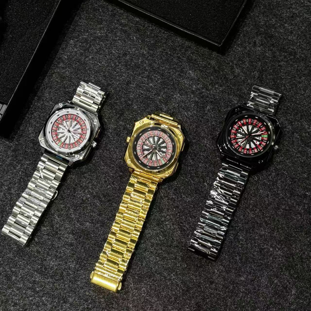 The God of Gambling Gets Rich, the New Style of Fortune, the God of Wealth Watch, the Trendy Men's Watch, the Creative Luminous Waterproof Fully Automatic Quartz Watch