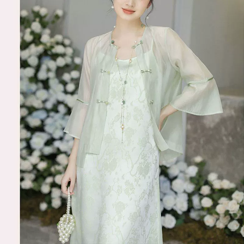 Новая улучшенная версия весны и лета 2025 г. Доступна кардиган, легкая куртка, иностранный маленький ремень, простой набор из двух частей