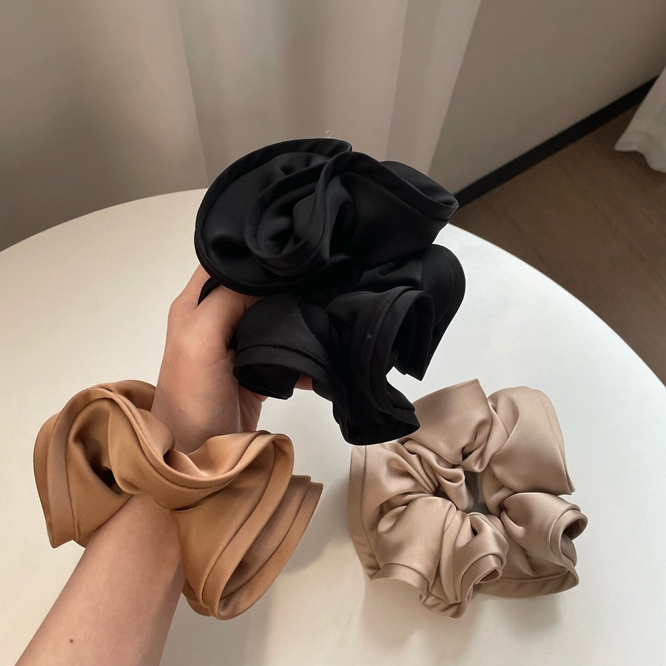 Elegant Solid Color Satin Pleated Hair Tie display picture 5