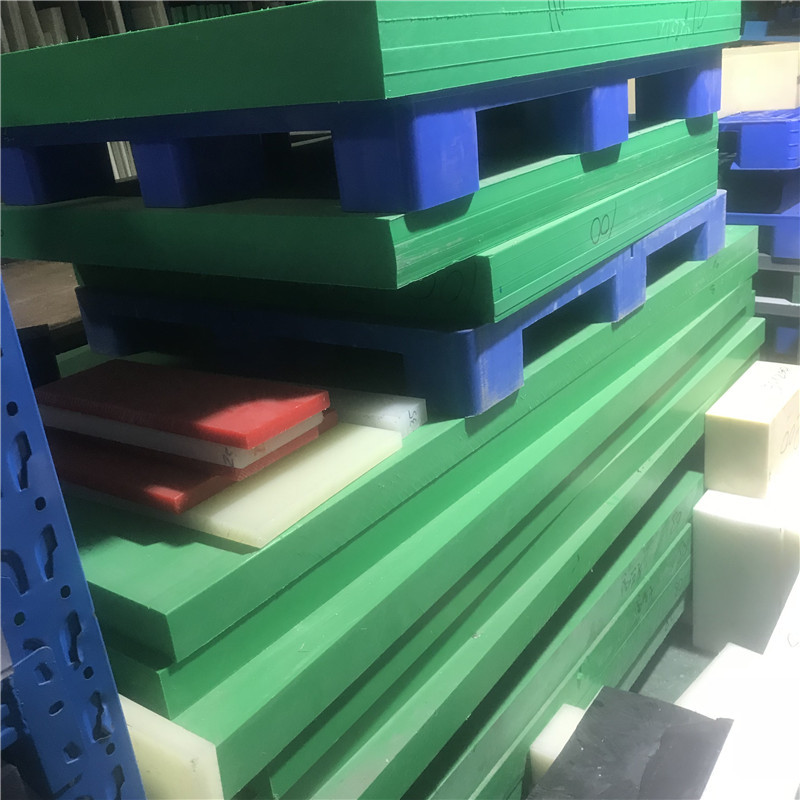 尼龙圆饼长条尼龙板耐磨加纤PA6斜面沉孔雕刻聚酰胺PA1010圆棒