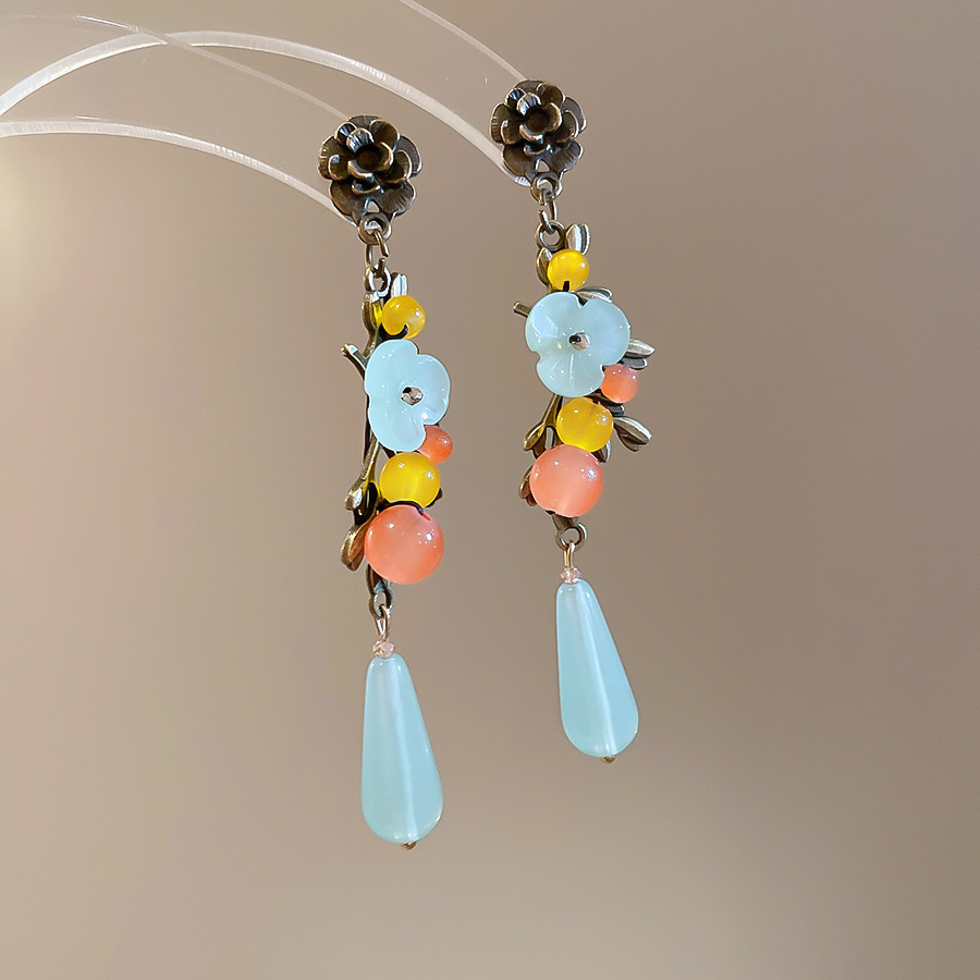 Pendientes de flores de color dopamina Pendientes dulces y frescos de primavera y verano Pendientes pequeños y elegantes de alta gama para mujer