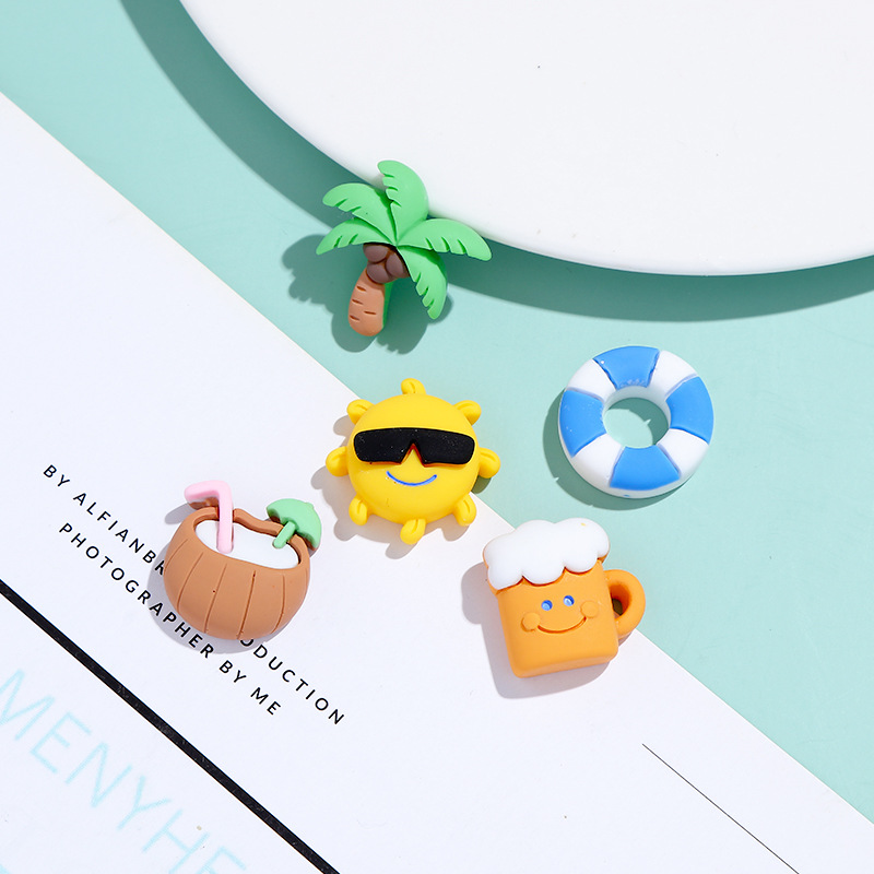 Cartoon small beach cream phone case