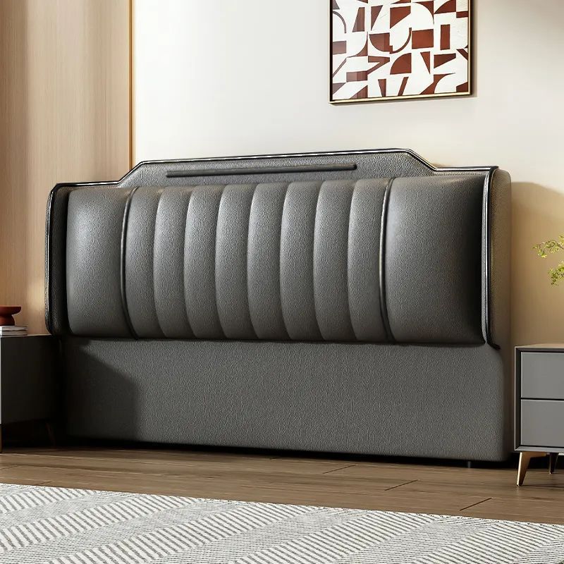 Черная кайма, темно-серые вертикальные полосы. / 1.5m прикроватных