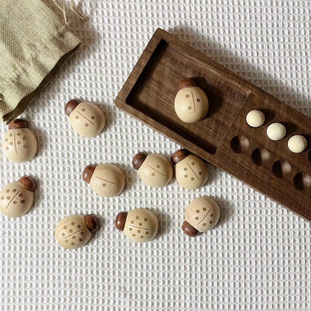 ケヤキのテントウムシとデジタル教具玩具計数部品開放性教具材料