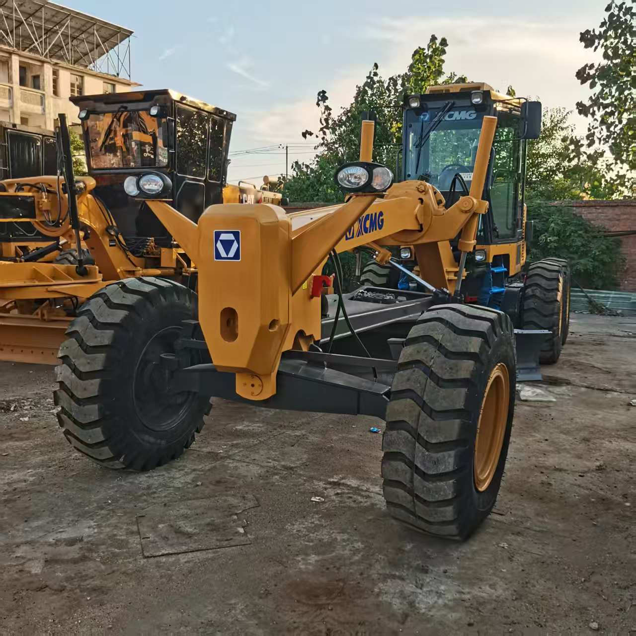 XCMG 180 nivelación GR2153 nivelación XCMG nivelación GR215GR180 exportación de comercio exterior